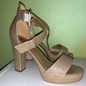 7.5 gold sparkly high heels